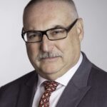 Steve Innerfield headshot